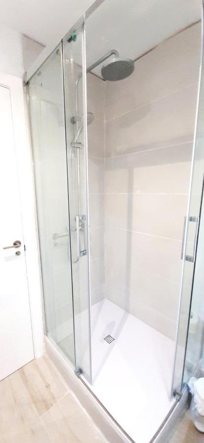 Large Apartment With Large And Sunny Terrace - Garden & Outdoor Gym , Alicante Center 外观 照片