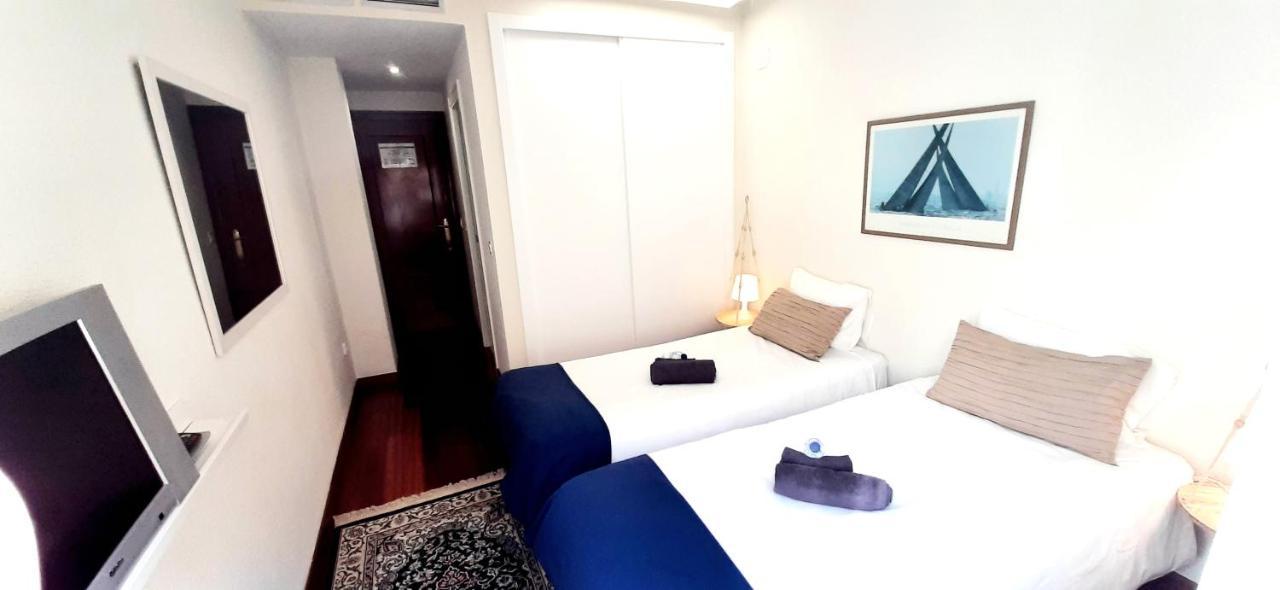 Large Apartment With Large And Sunny Terrace - Garden & Outdoor Gym , Alicante Center 外观 照片